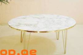 ჟურნალების მაგიდა