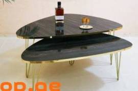 ჟურნალების მაგიდა