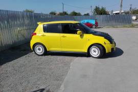 Suzuki , Swift