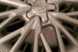TOYOTA , დისკები და საბურავები