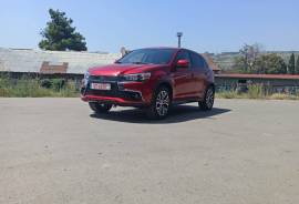 Mitsubishi, Outlander