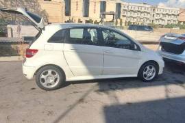 Mercedes-Benz, B CLASS, B 180