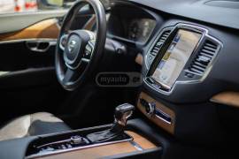 Volvo, XC Series, XC90