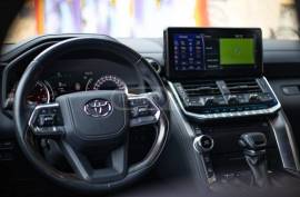 Toyota, Land Cruiser