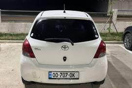 Toyota, Vitz