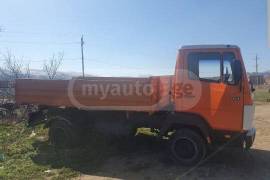 Mercedes-Benz , Actros