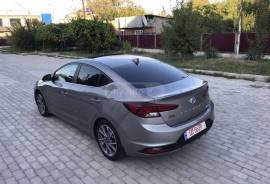 Hyundai, Elantra