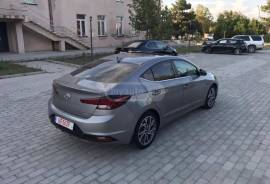 Hyundai, Elantra