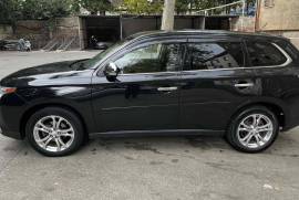 Mitsubishi, Outlander
