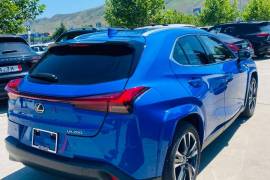 Lexus , UX series, UX 200