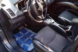 Mitsubishi, Outlander