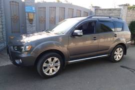 Mitsubishi, Outlander