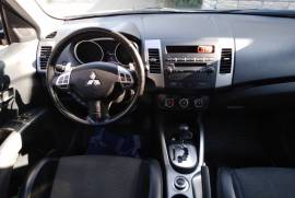 Mitsubishi, Outlander