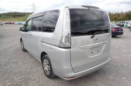 Nissan, Serena
