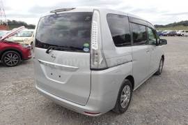 Nissan, Serena