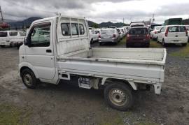 Suzuki , Carry