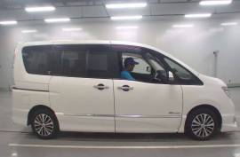 Nissan, Serena