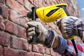 Автозапчасти, Оборудование