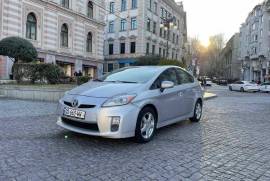 Toyota, Prius