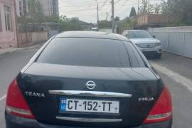 Nissan, Teana
