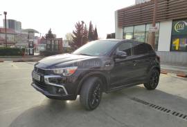 Mitsubishi, Outlander