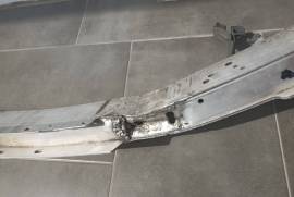 Автозапчасти, части двигателя, Арматурный столб (балка), MERCEDES-BENZ 