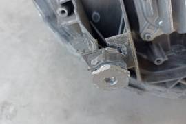 Автозапчасти, Фары и лампочки, Фары, MERCEDES-BENZ 