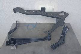 Autoparts, Lights and Bulbs, Shield Bracket, MERCEDES-BENZ 