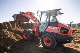 Kubota, R Series