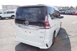 Nissan, Serena