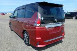 Nissan, Serena