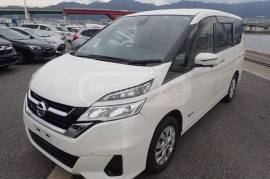 Nissan, Serena