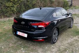 Hyundai, Elantra
