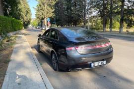 Lincoln, MKZ