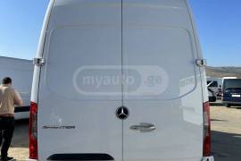 Mercedes-Benz, Sprinter