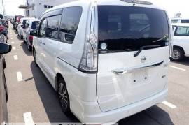 Nissan, Serena