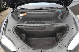 Tesla, Model S