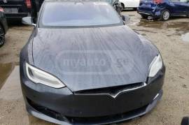 Tesla, Model S