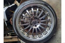 MERCEDES-BENZ , ავტონაწილები, დისკები და საბურავები, საბურავები