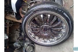 MERCEDES-BENZ , ავტონაწილები, დისკები და საბურავები, საბურავები