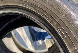 MERCEDES-BENZ , ავტონაწილები, დისკები და საბურავები, საბურავები