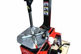 Автозапчасти, Оборудование