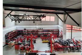 Автозапчасти, Оборудование