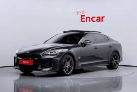 Kia, Stinger