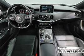 Kia, Stinger