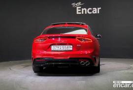 Kia, Stinger