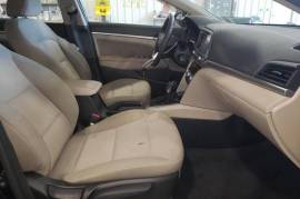 Hyundai, Elantra
