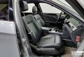 Mercedes-Benz, E CLASS