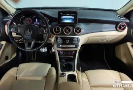 Mercedes-Benz, GLA-Class