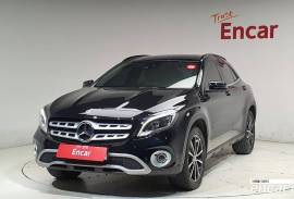 Mercedes-Benz, GLA-Class